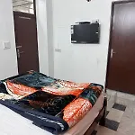 The Raveesh Apartment J42