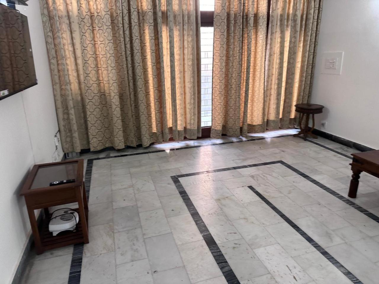 Apartment The Raveesh J42