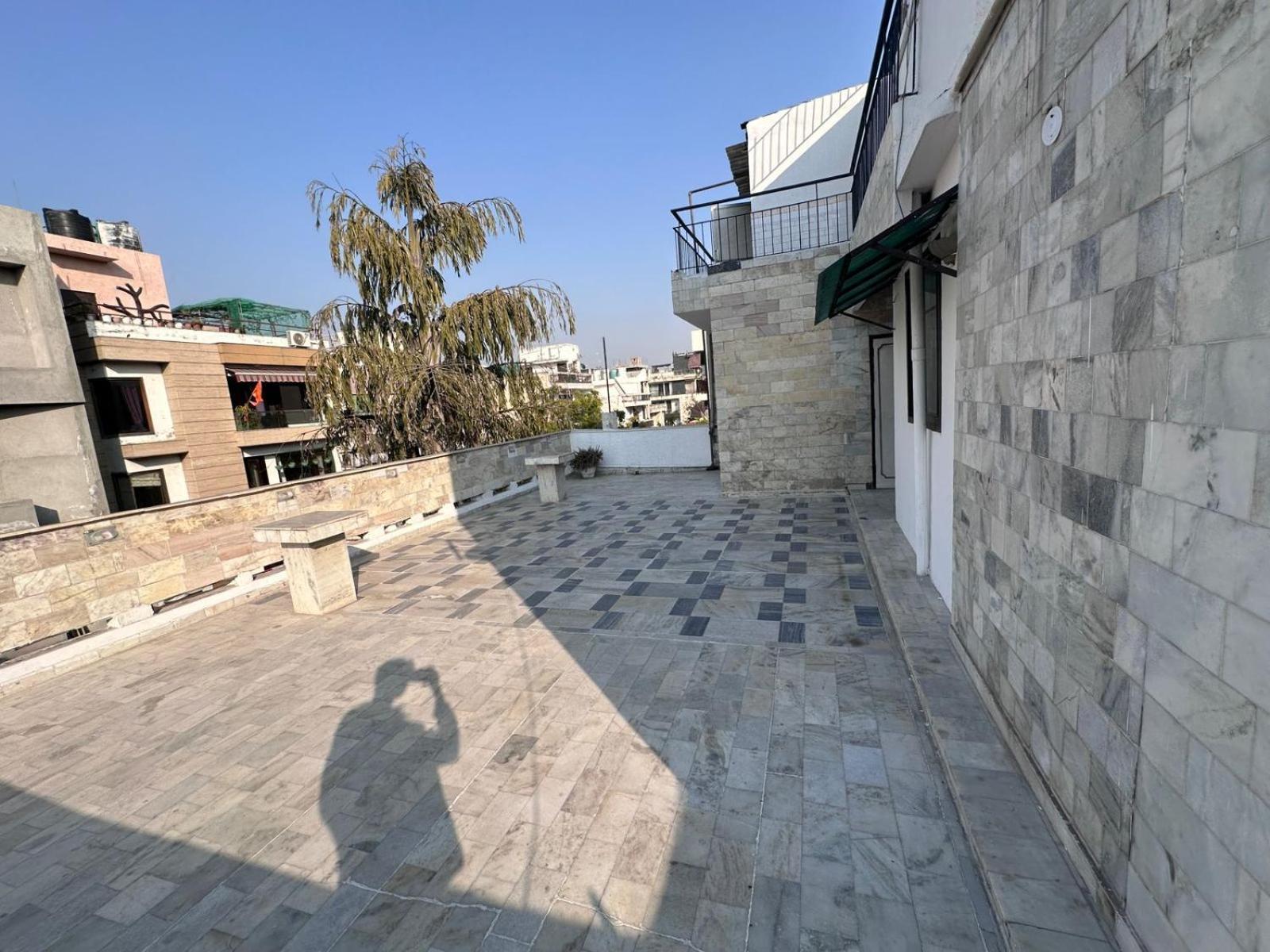 Apartment The Raveesh J42